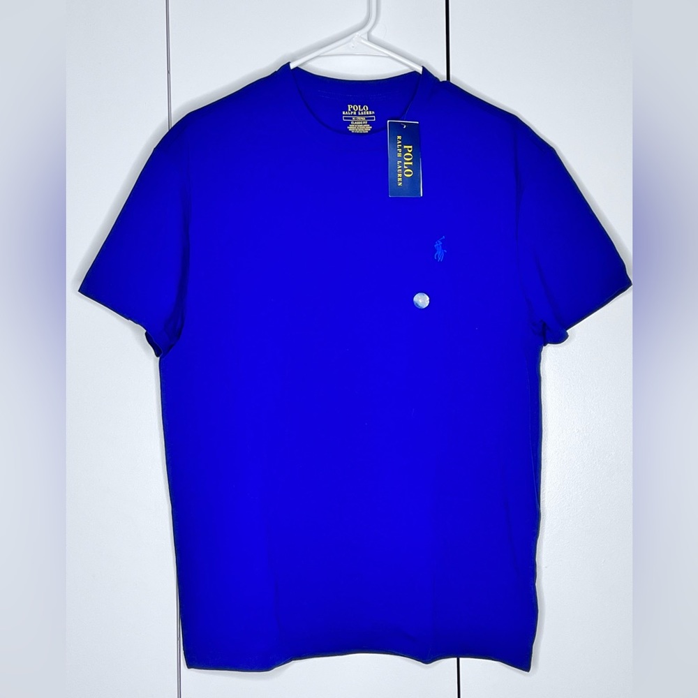 Popping blue polo